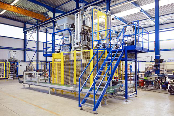 Bag filling machines for high-quality powders