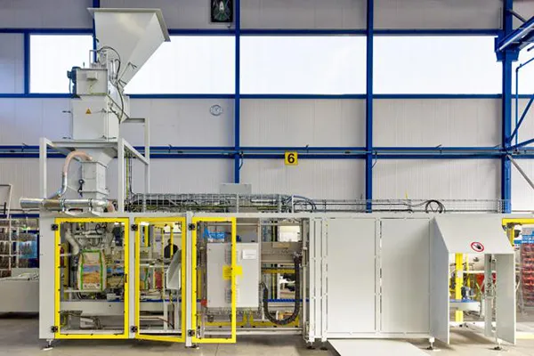 Powder packaging line for premium powders