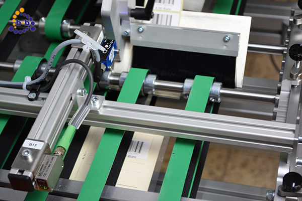 Fully Automatic Flexible Labelling or Printing