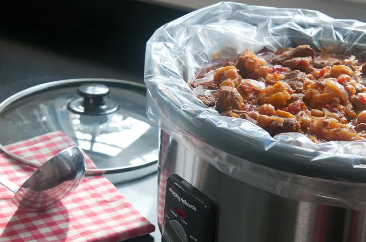 Nylon slow cooker liners