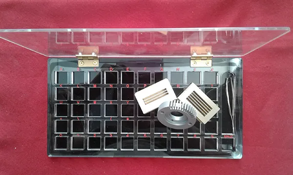 Different Steel Type Hand Holder