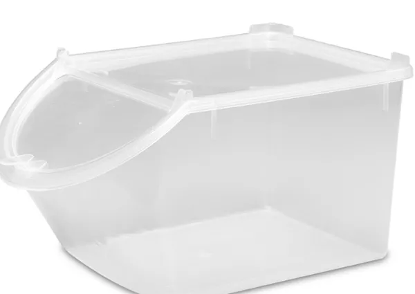 PLASTIC BOXES AND CUPS