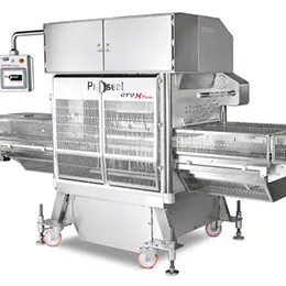 Tray sealing machine