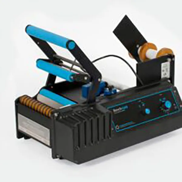 BenchMARK Labelling Machine