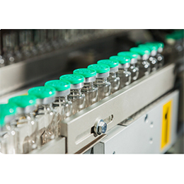 Liquid filling machines for injectable drugs