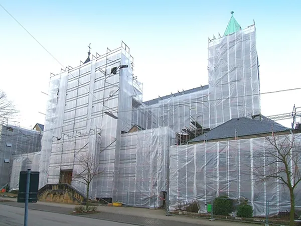 Scaffolding tarpaulins & nets