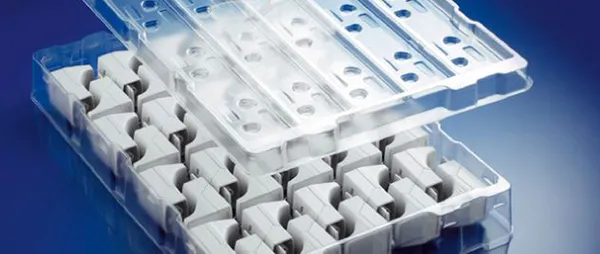 Handling Trays
