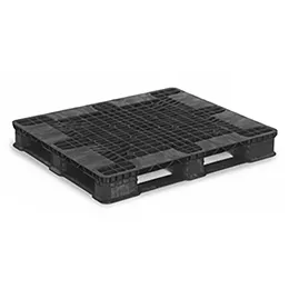 STACKABLE PLASTIC PALLETS