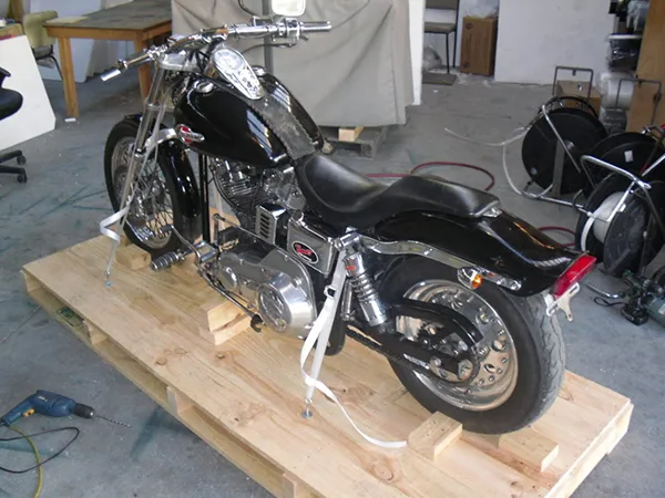 MOTORBIKE & VEHICLE PACKAGING