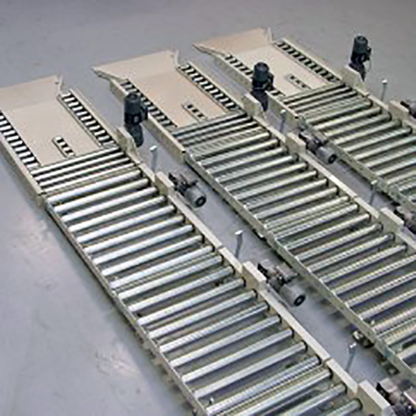 ROLLER CONVEYOR WITH INFEED FOR HAND TROLLEYS