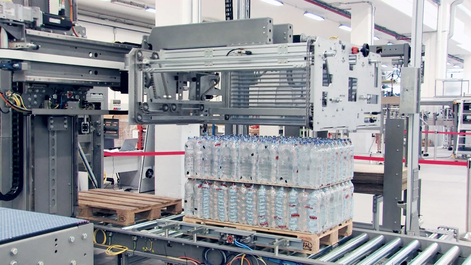 AUTOMATIC PALLETISING SYSTEMS