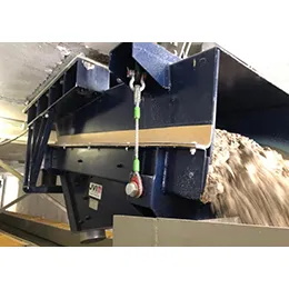 LARGE FEEDERS