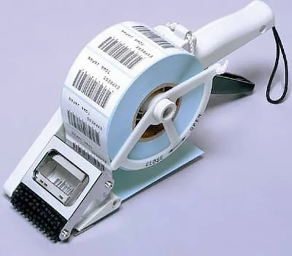 Label dispenser