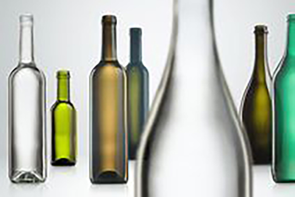 Wine and sparkling wine bottles in noble glass