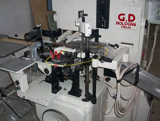 wrapping machine for chocolate bars