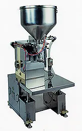Automatic filler for liquids and pastes M-61 260-350-500